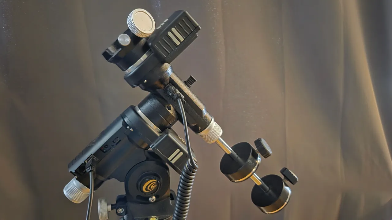Explore Scientific iEXOS-100 PMC-Eight equatorial mount